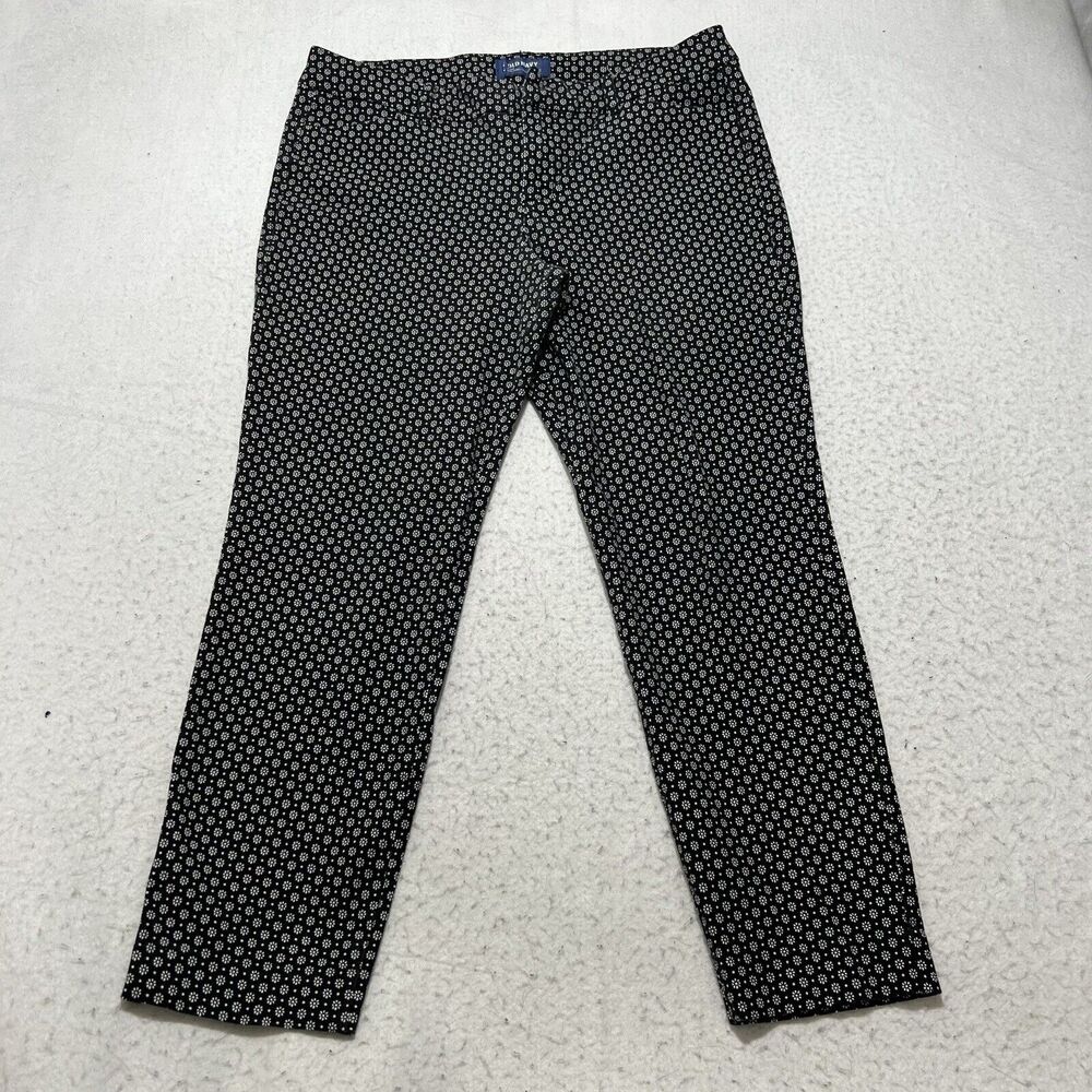 Old Navy Pixie Women's 12 Straight Leg Cropped Capri Black White Floral Pants